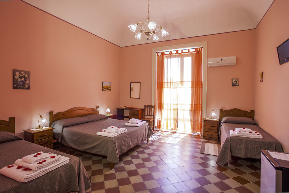 리포스토 Siciliaetnamare B&B 외부 사진
